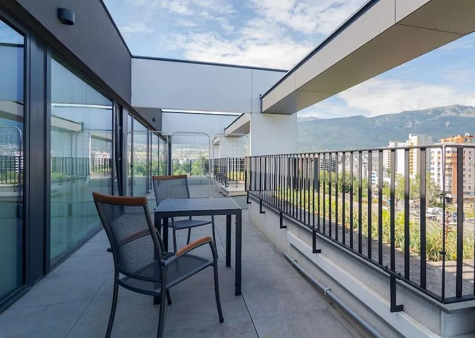 アパート My Campus 1 Bdrm, Romantic, Panorama View, Free Parking, Self Check-In ソフィア ブルガリア